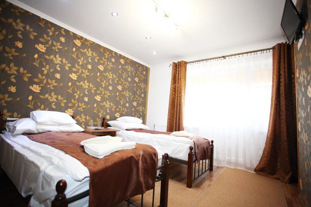 Mirage Hotel Beregszász Szoba fotó