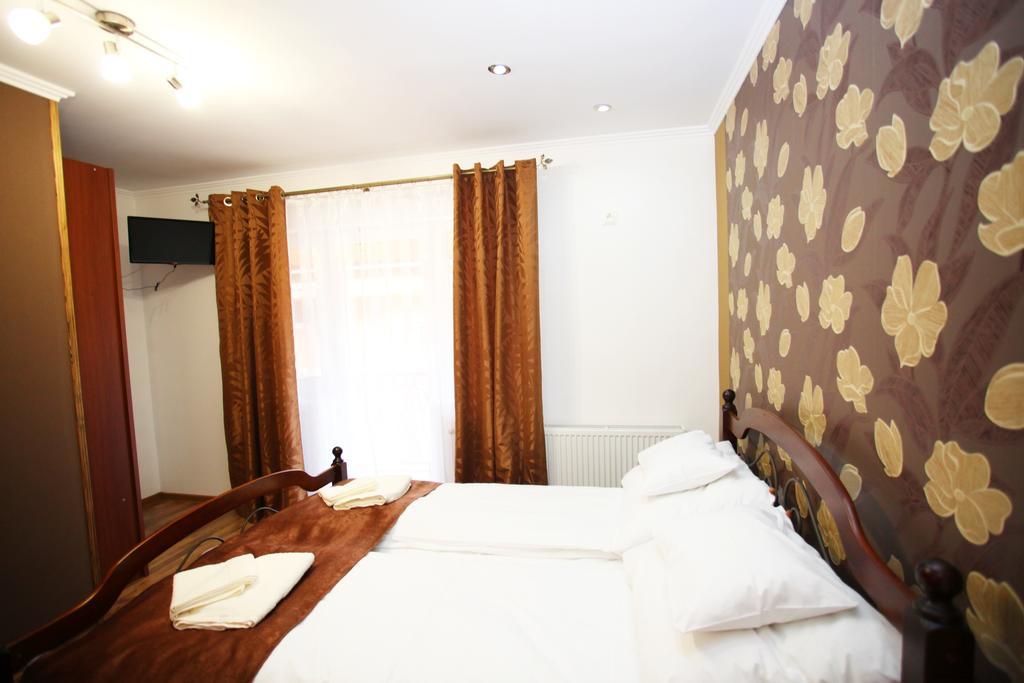 Mirage Hotel Beregszász Szoba fotó