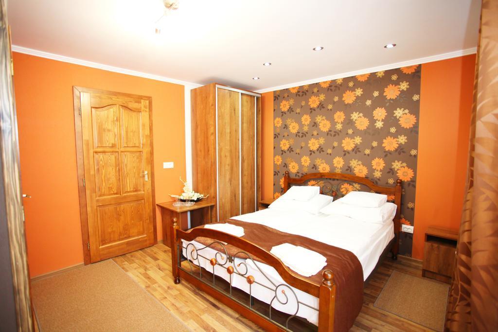 Mirage Hotel Beregszász Szoba fotó