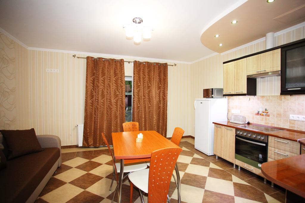 Mirage Hotel Beregszász Szoba fotó