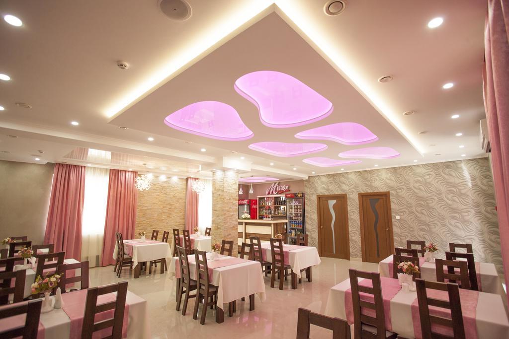 Mirage Hotel Beregszász Kültér fotó