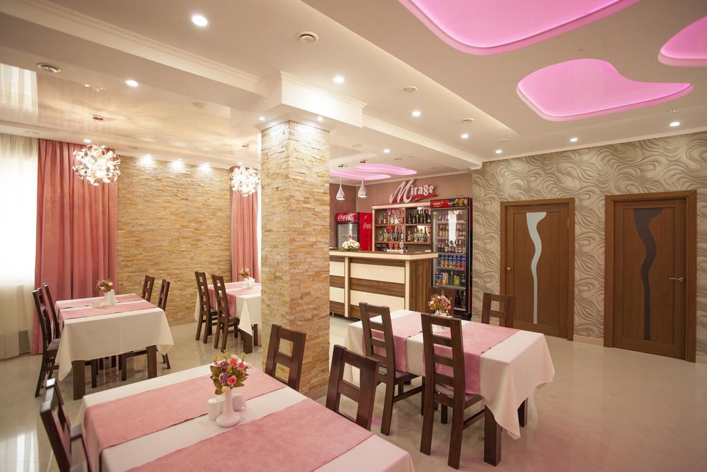 Mirage Hotel Beregszász Kültér fotó